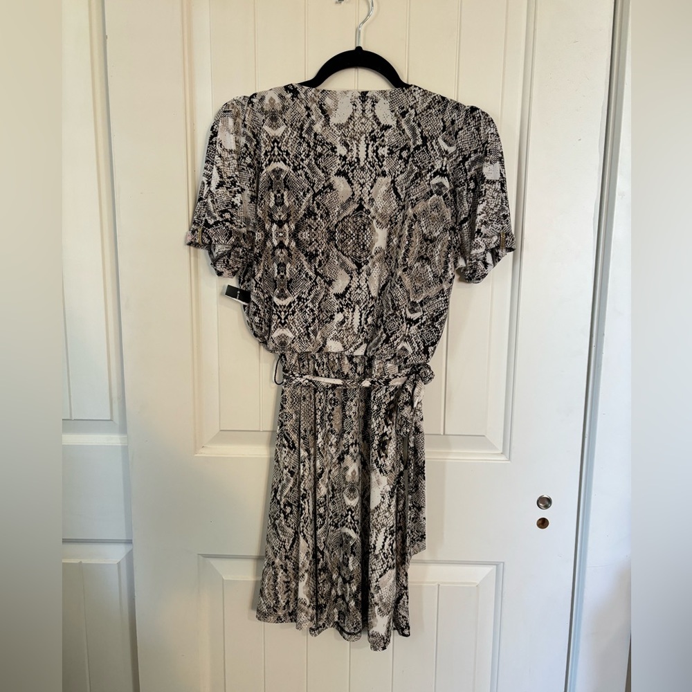 NWT INC International Concepts Mini dress snake print animal print Size S small - Picture 2 of 4